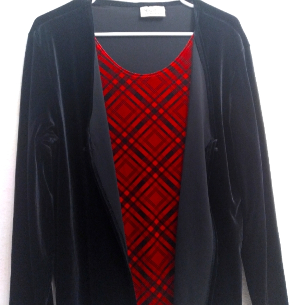 Elegant Black Velvet Cardigan with Red Plaid Tank Top‎ Layer Holiday Party Wear